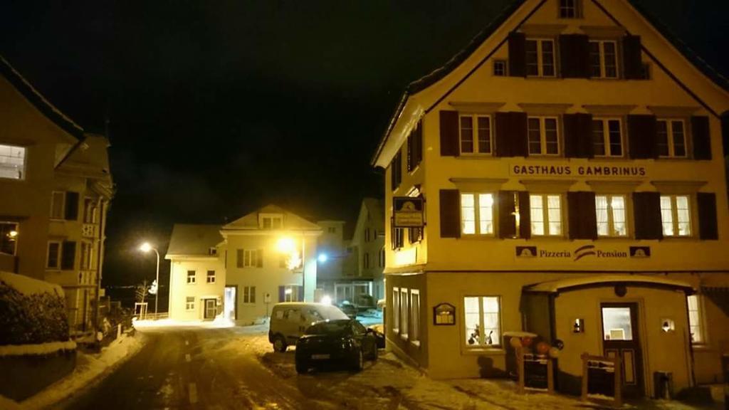 Pizzeria-Pension Gambrinus Walzenhausen Eksteriør billede